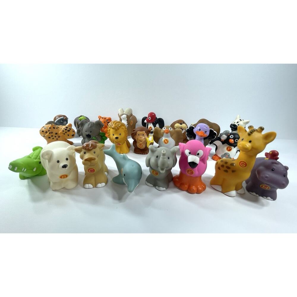 Fisher Price Little People A-Z Learning Zoo Animals. Lot 23/26 Missing the I,Q,X